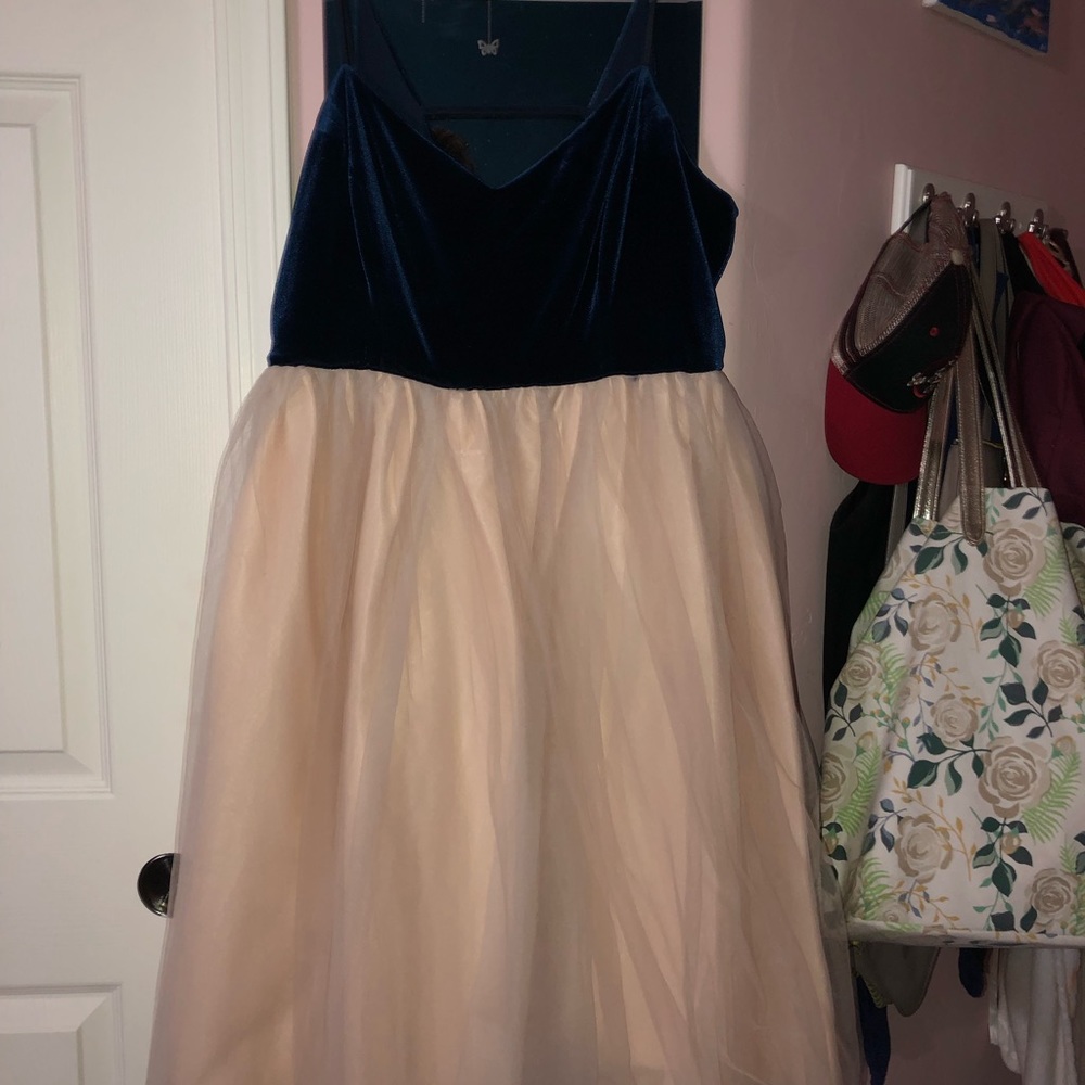 Lauren Conrad Dress